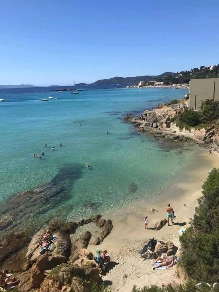 Studio 4P Vue Piscine St Raphael Valescure - Au Coeur Des Golfs Saint-Raphaël Habitación foto